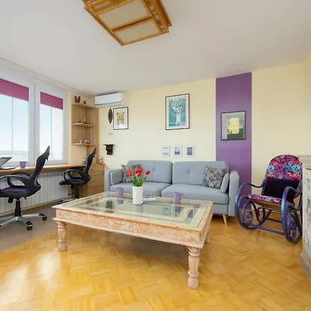 公寓 Beautiful For 4 People By Rent Like