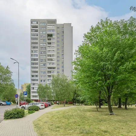 Classic Style - Remote Work By Renters Varşova