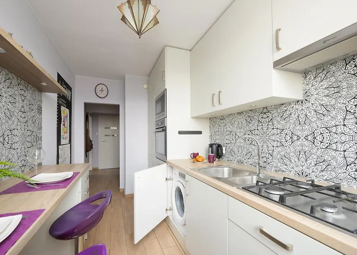 Classic Style - Remote Work By Renters Apartment *